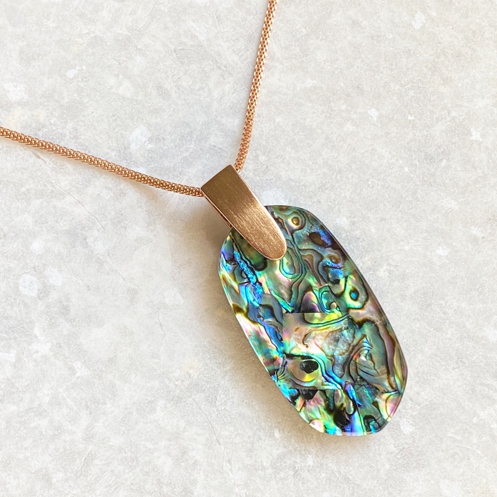 NEW Kendra Scott Inez Pendant Necklace